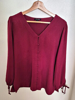 Paper Moon Long Sleeve Blouse in Burgundy Size Large